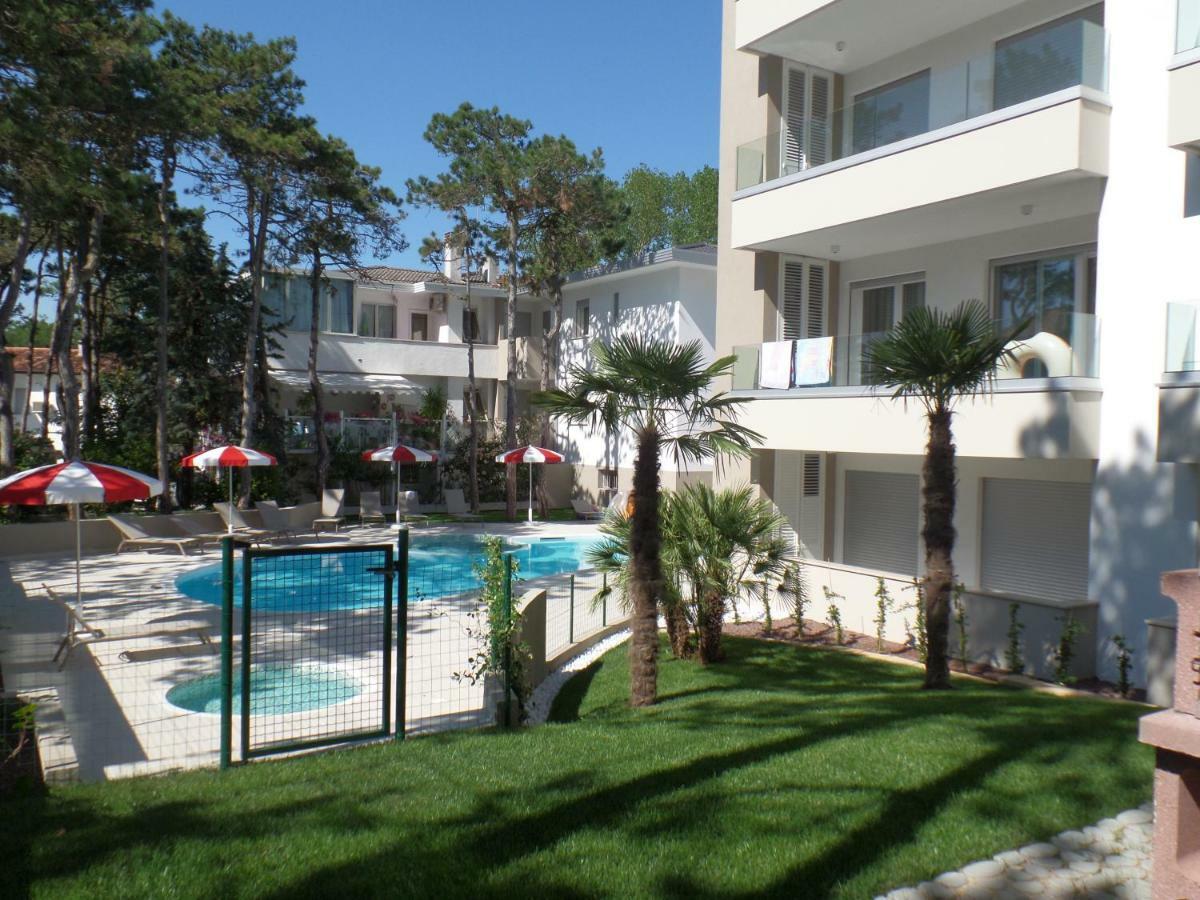 Residence Melograno Бибионе Экстерьер фото