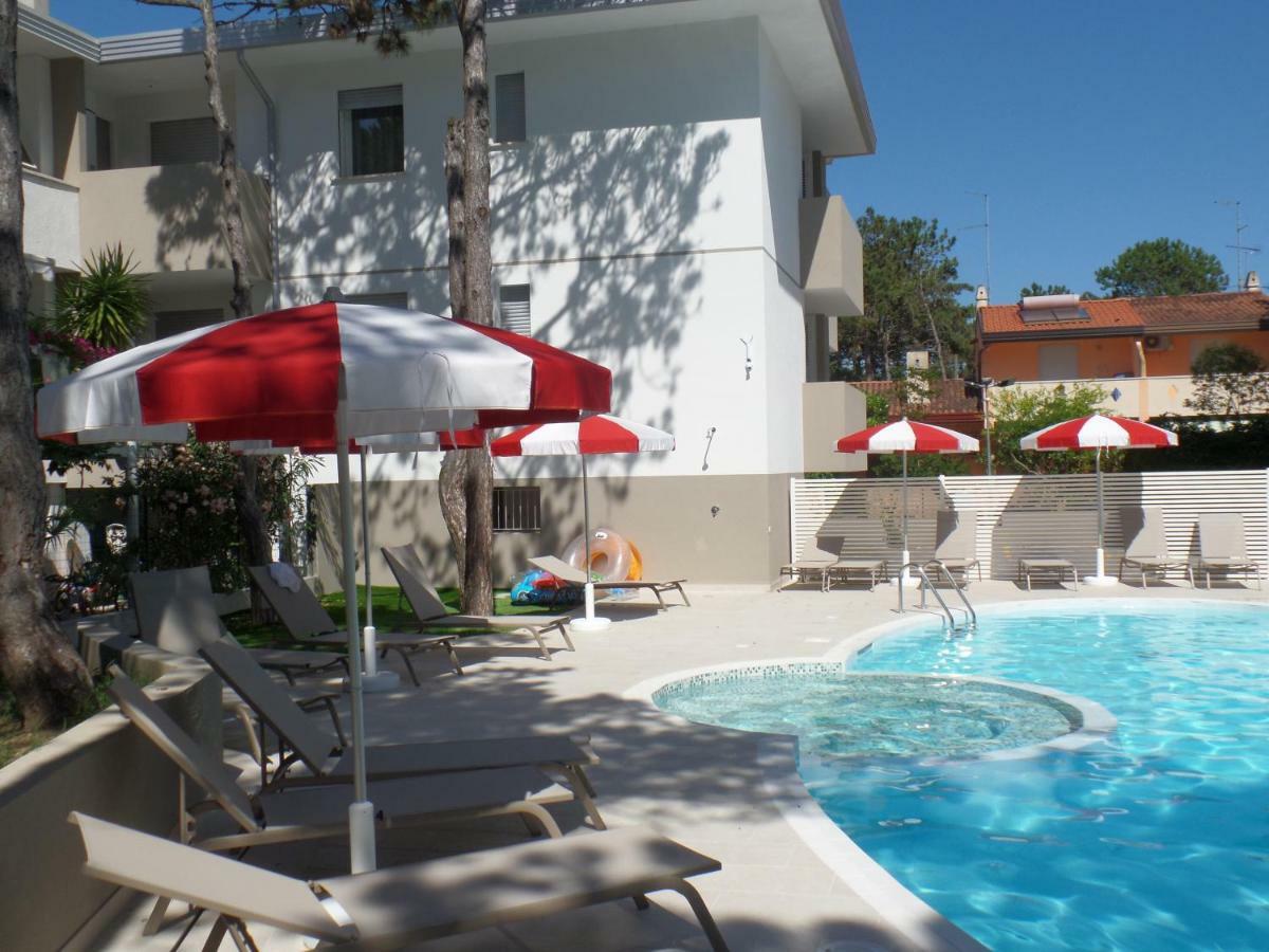 Residence Melograno Бибионе Экстерьер фото