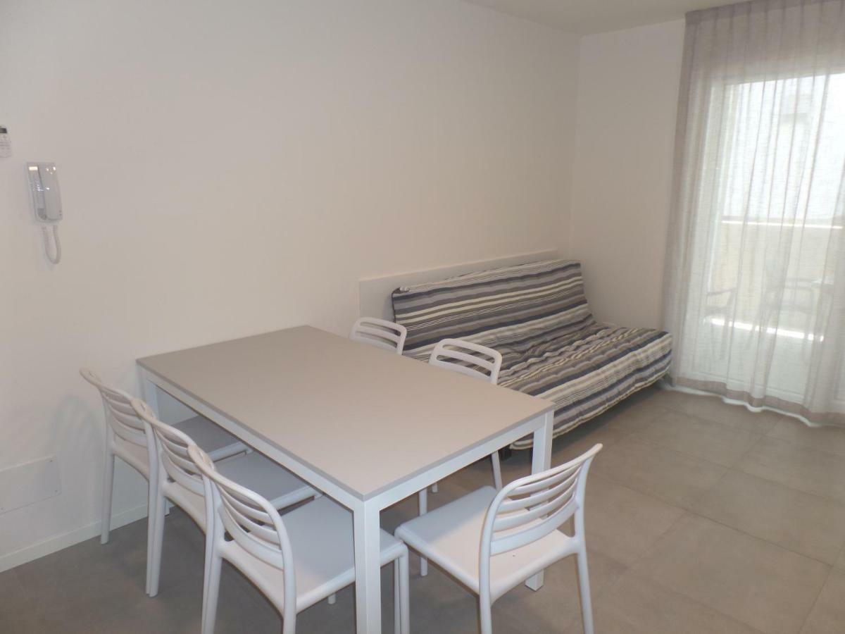 Residence Melograno Бибионе Экстерьер фото